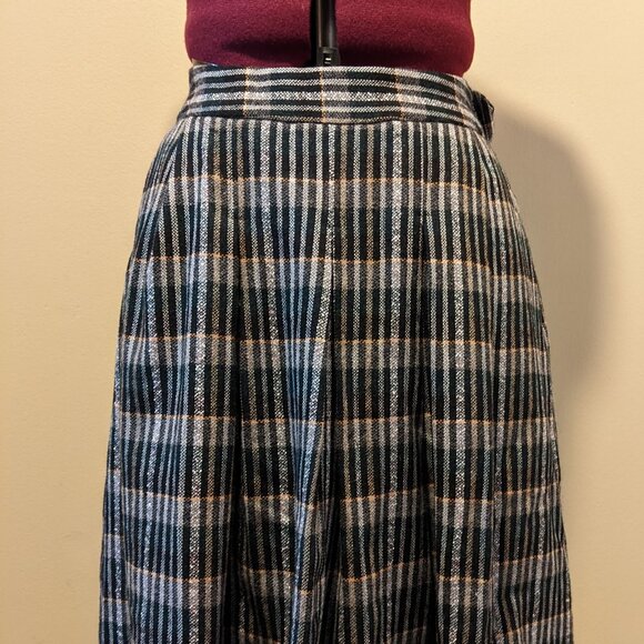 NWT Plaid Wool Pleated Midi Skirt – Size Medium - Picture 4 of 12